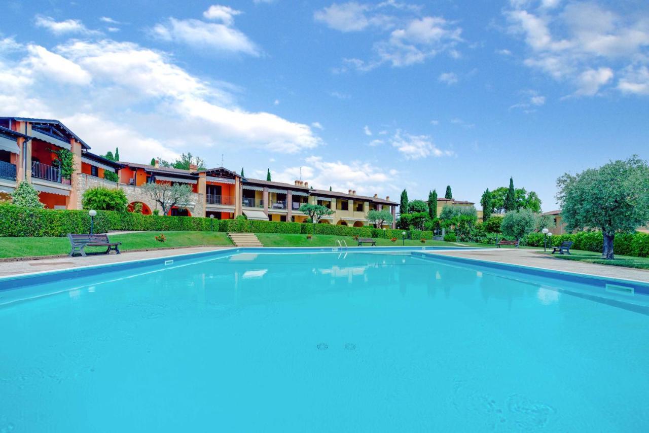 -Piscina E Parcheggio- Casa A Pochi Passi Dal Lago 파뎅게술가르다 외부 사진